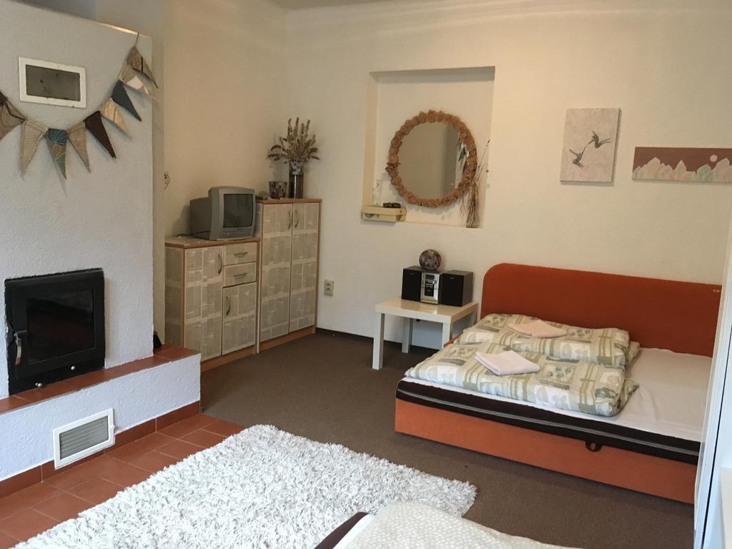 Apartmanovy Dom Králiky מראה חיצוני תמונה