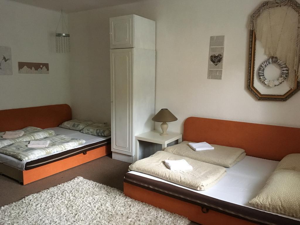 Apartmanovy Dom Králiky מראה חיצוני תמונה