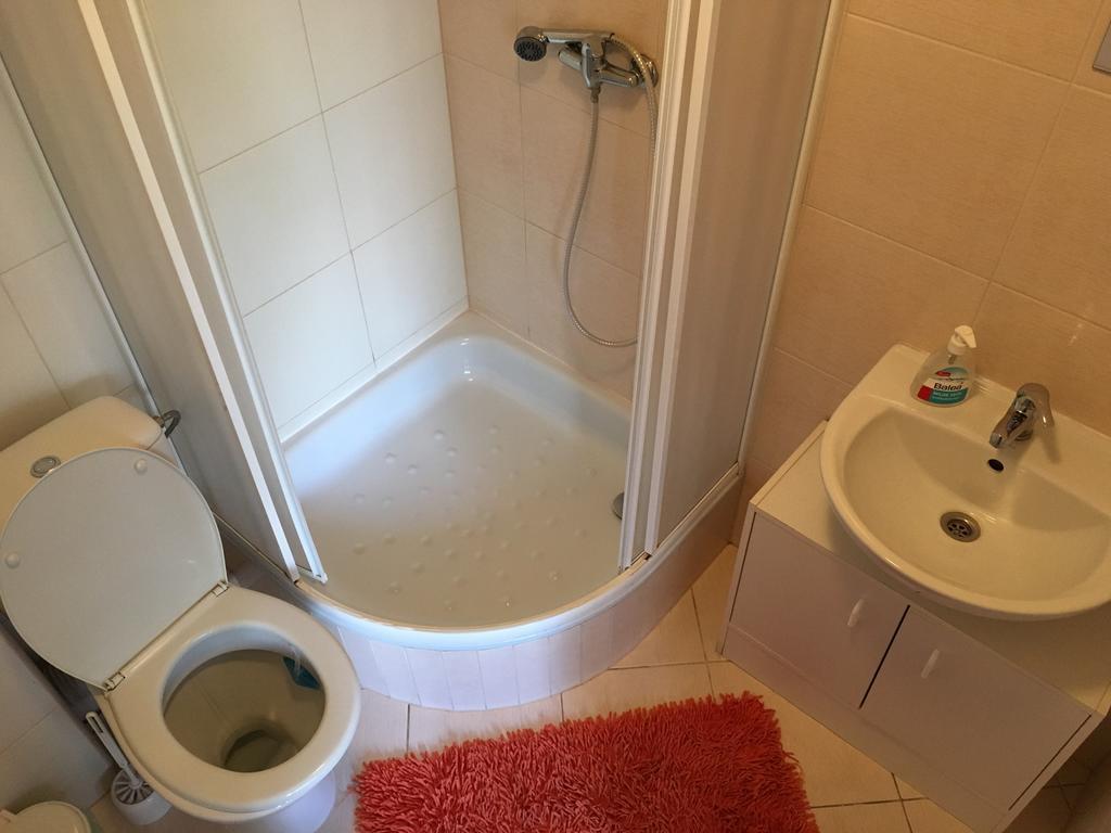Apartmanovy Dom Králiky מראה חיצוני תמונה